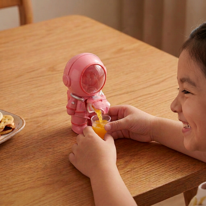 Astronaut drinking bottle for children