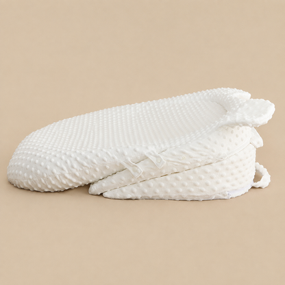 Baby pillow with adjustable height levels