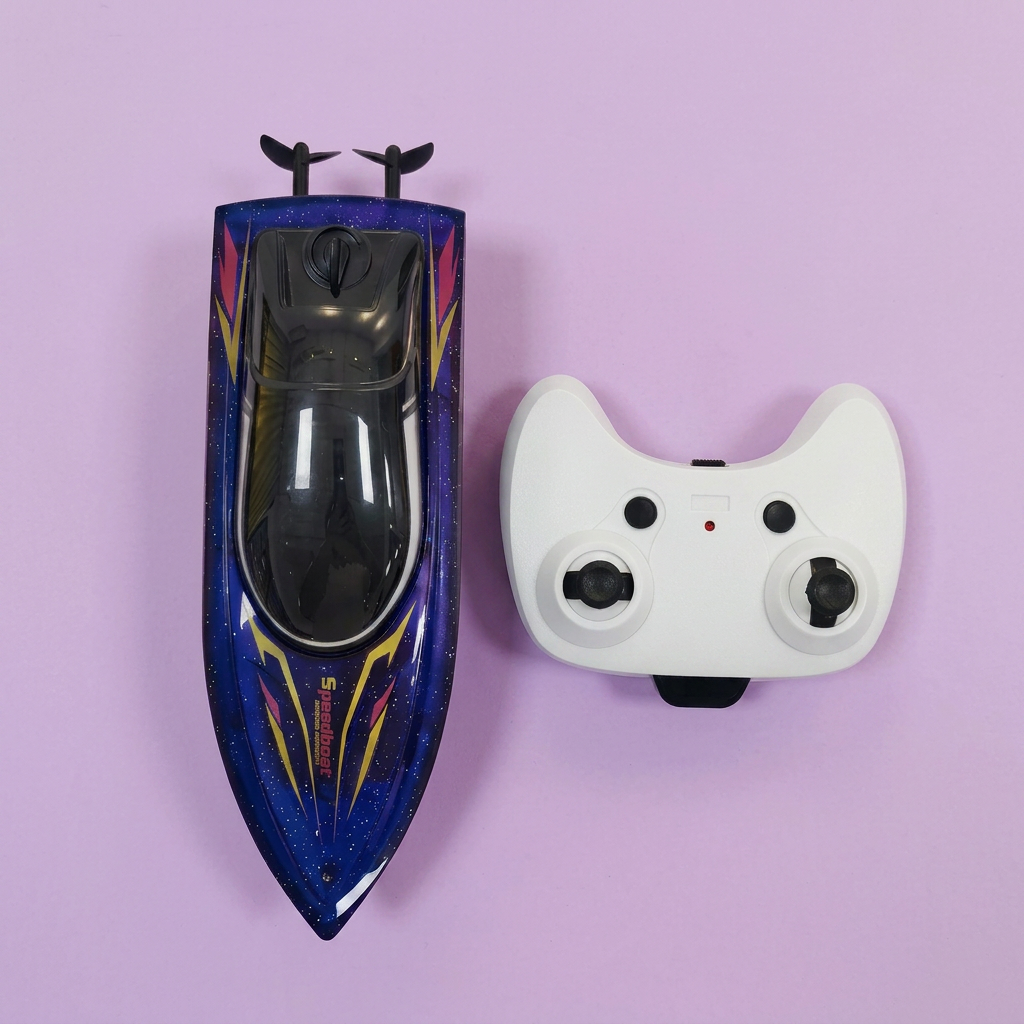 Electric Racing Boat for Fast Water Fun in Summer
