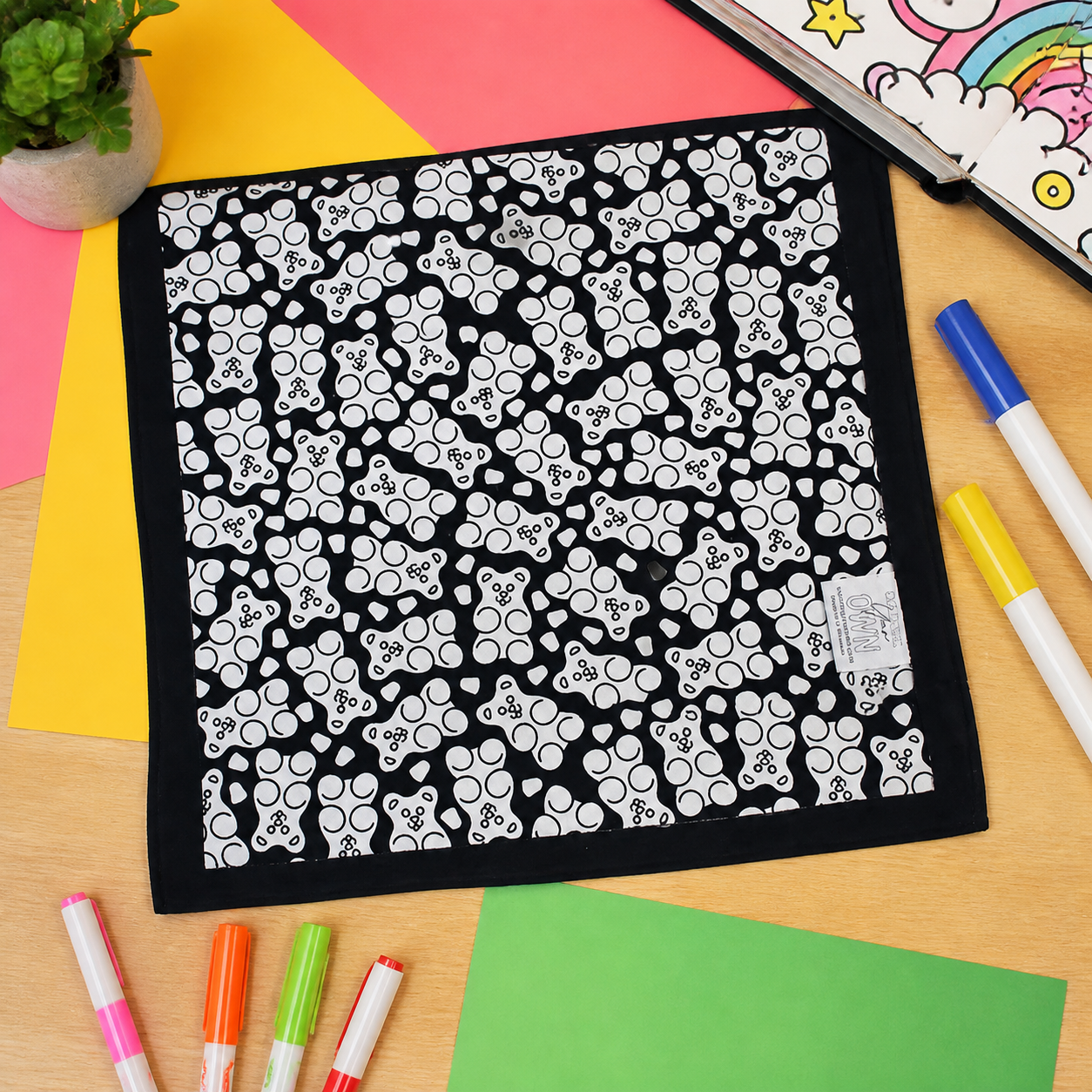 DIY Colouring Blanket for the whole family
