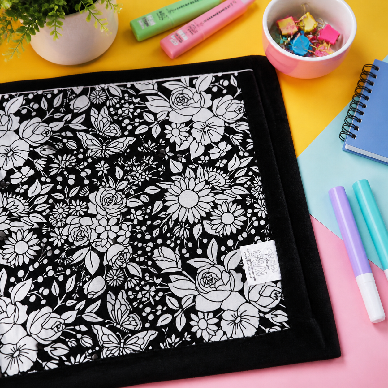 DIY Colouring Blanket for the whole family
