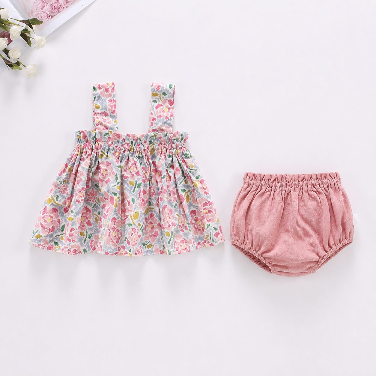 Summer 2-Piece Baby Girl Outfit – Plaid Strap Dress with Matching Bloomers
